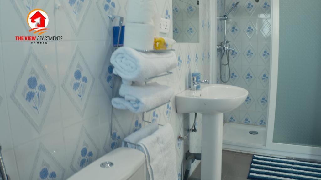 The View Apartments Brusubi Екстер'єр фото