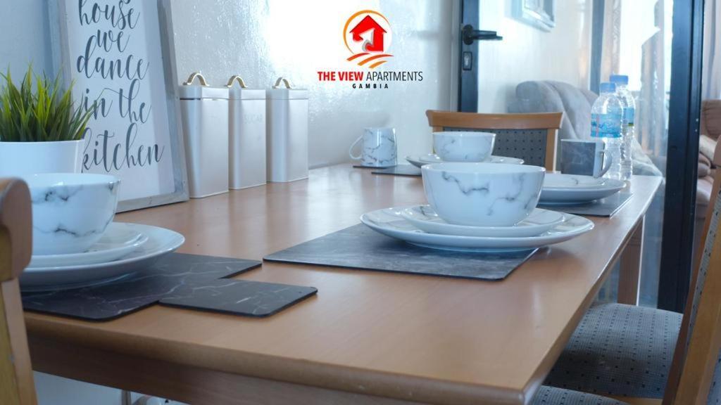 The View Apartments Brusubi Екстер'єр фото